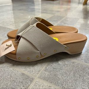 New Donna Toscana Made in Italy Suede Leather Platform Clog Sandals